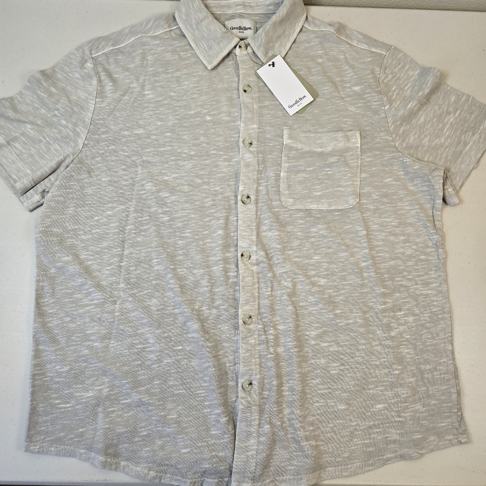 NWT Goodfellow Light Gray Short Sleeve Button Down Shirt Stone - Picture 3 of 10